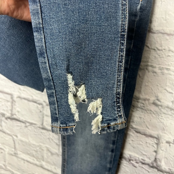 NWT Topshop Jamie Skinny Jeans High Rise Stretch Denim Chewed Hems SIZE 26 - Picture 5 of 7